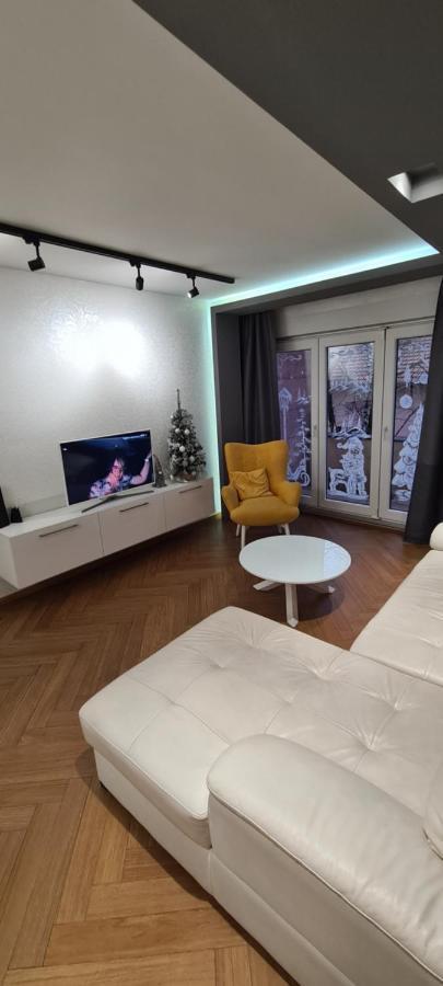 Afrodita Novi Sad Exteriör bild