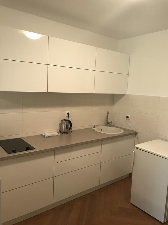 Afrodita Novi Sad Exteriör bild