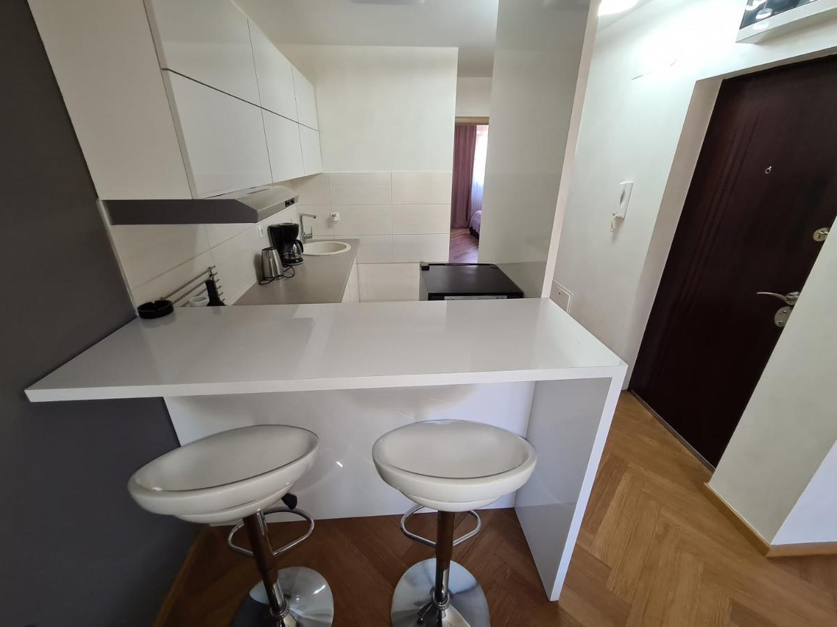 Afrodita Novi Sad Exteriör bild